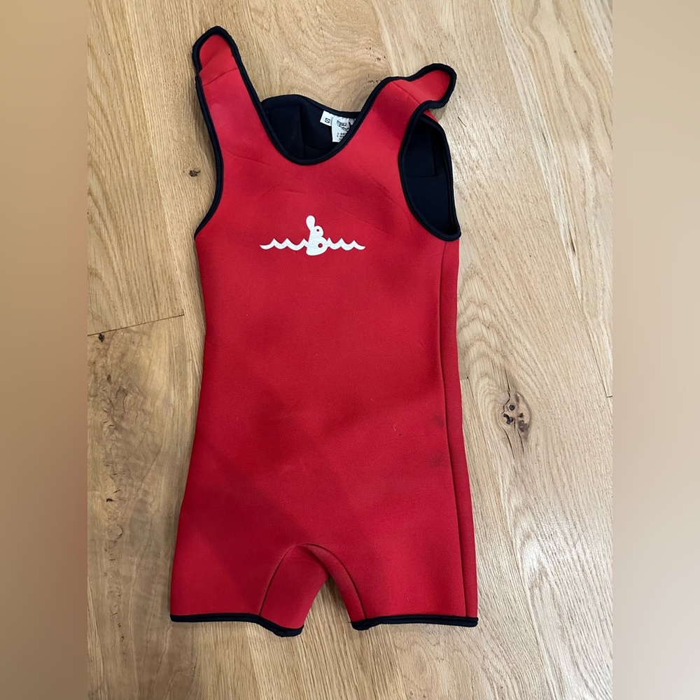 Red Warm Belly Wetsuit Kids Size Small (Age 3-4)